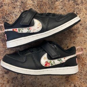 Toddler Girl Nike tennis shoes size 10c